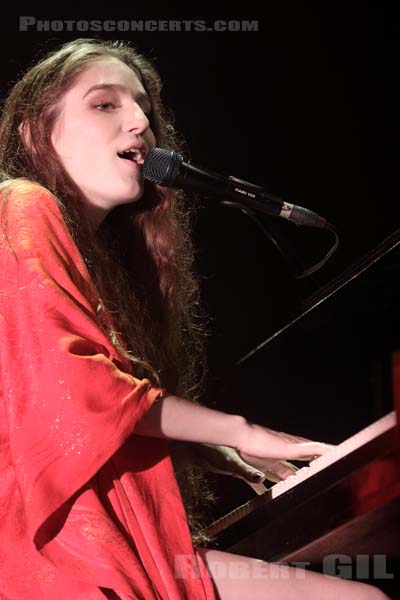 BIRDY - 2016-05-04 - PARIS - Olympia - 